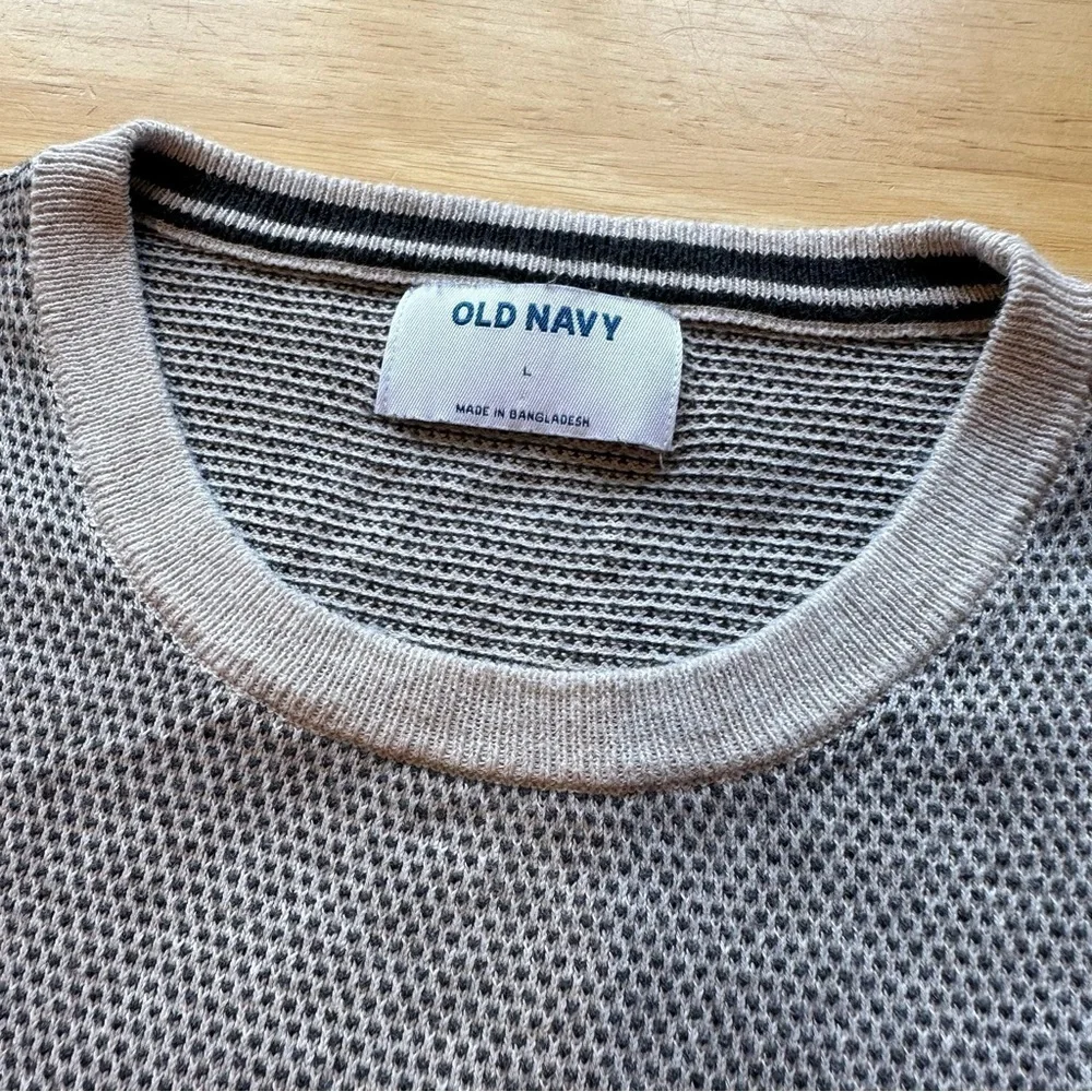 Old Navy Men’s L Large Vintage Long Sleeve Sweater Shirt Beige Cream